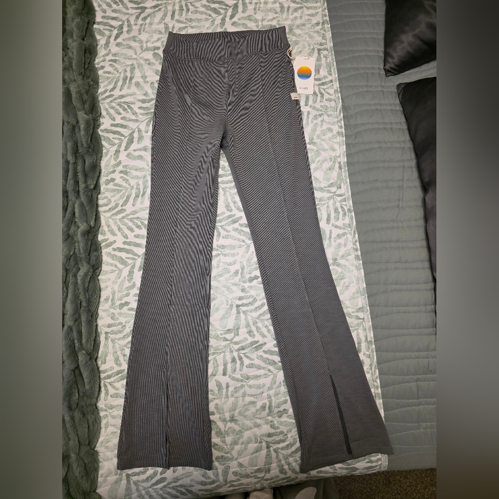 Vuori Lux Rib Split Bootcut Leggings
